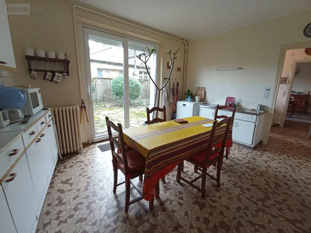 Maison a vendre Condé-en-Normandie 14110 Calvados 14 215 m2 8 pièces 157750 euros 14085-3645 005