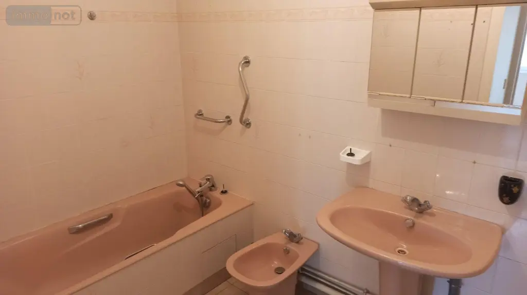 Appartement a vendre Saint-Malo 35400 Ille-et-Vilaine 35 54 m2 2 pièces 165850 euros 091-820 010