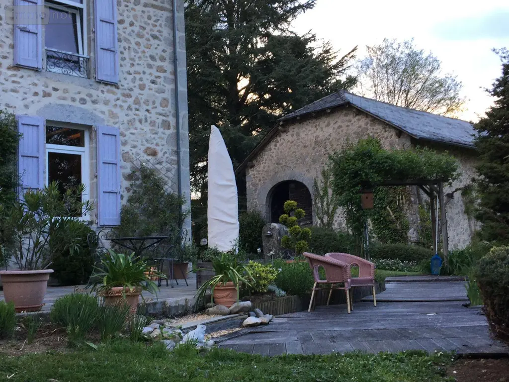 Maison a vendre Cayrols 15290 Cantal 15 165 m2 7 pièces 346800 euros MG/2476 007