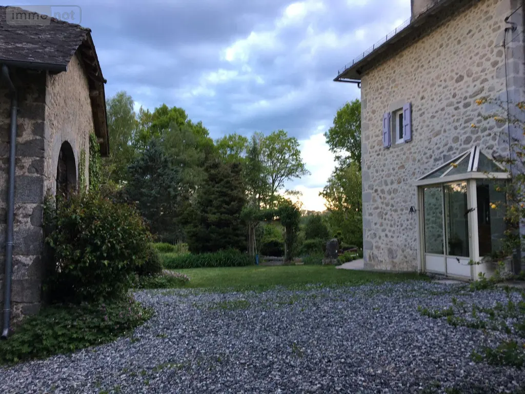 Maison a vendre Cayrols 15290 Cantal 15 165 m2 7 pièces 346800 euros MG/2476 008