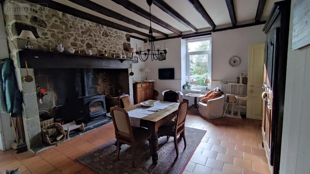Maison a vendre Cayrols 15290 Cantal 15 165 m2 7 pièces 346800 euros MG/2476 003
