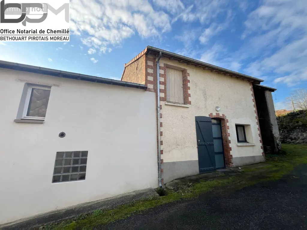 Appartement a vendre Chemillé-en-Anjou 49120 Maine-et-Loire 49 140 m2 6 pièces 310500 euros 49062/794 002