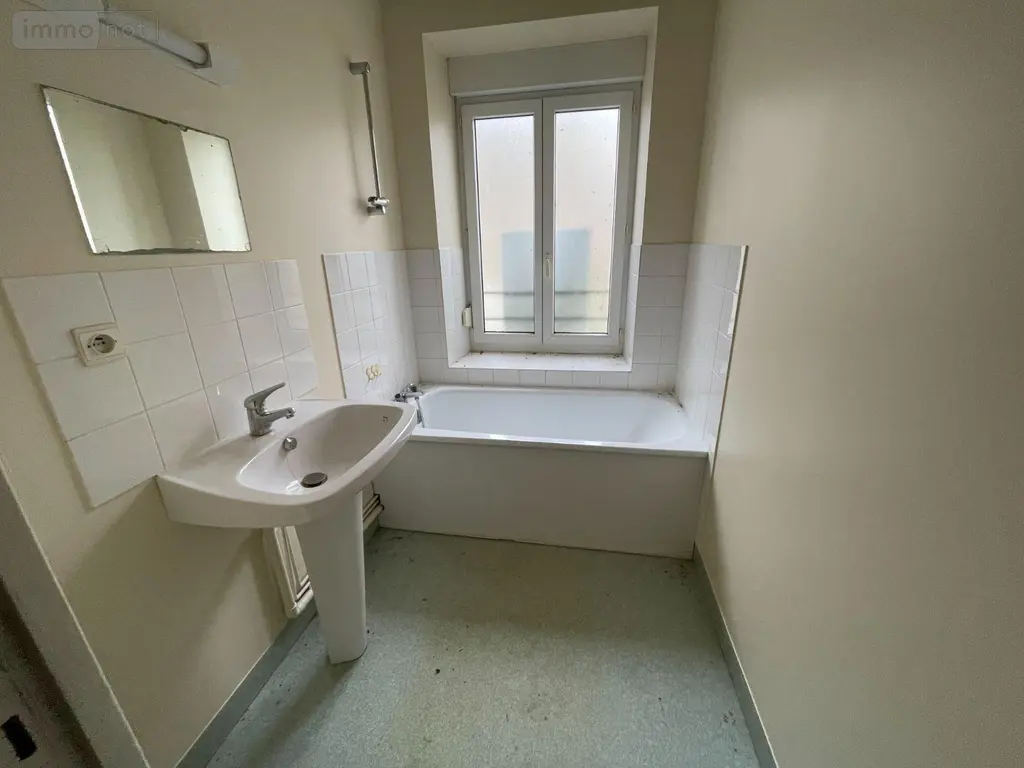 Maison a vendre Javron-les-Chapelles 53250 Mayenne 53 107 m2 5 pièces 74200 euros 581 006