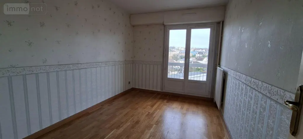 Appartement a vendre Évreux 27000 Eure 27 64 m2 3 pièces 131250 euros A00126 008