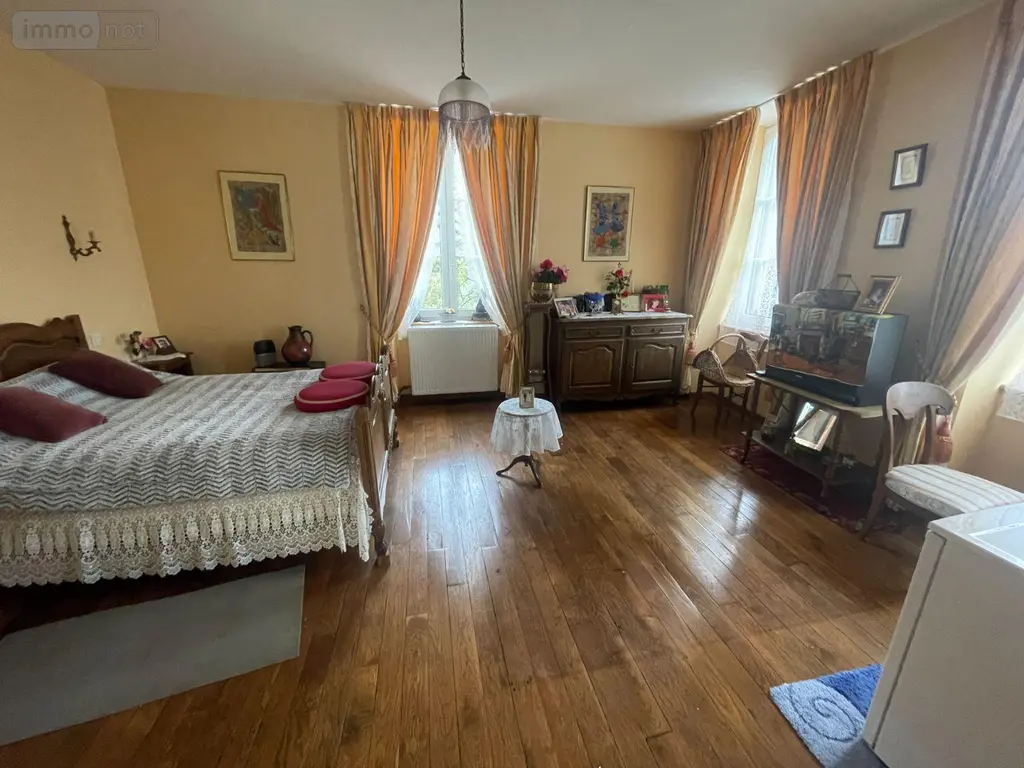 Propriete a vendre Lassay-les-Châteaux 53110 Mayenne 53 195 m2 8 pièces 229180 euros 582 007
