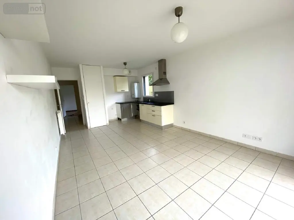 Location appartement Concarneau 29900 Finistère 29 44 m2 2 pièces 650 euros 008/638 004