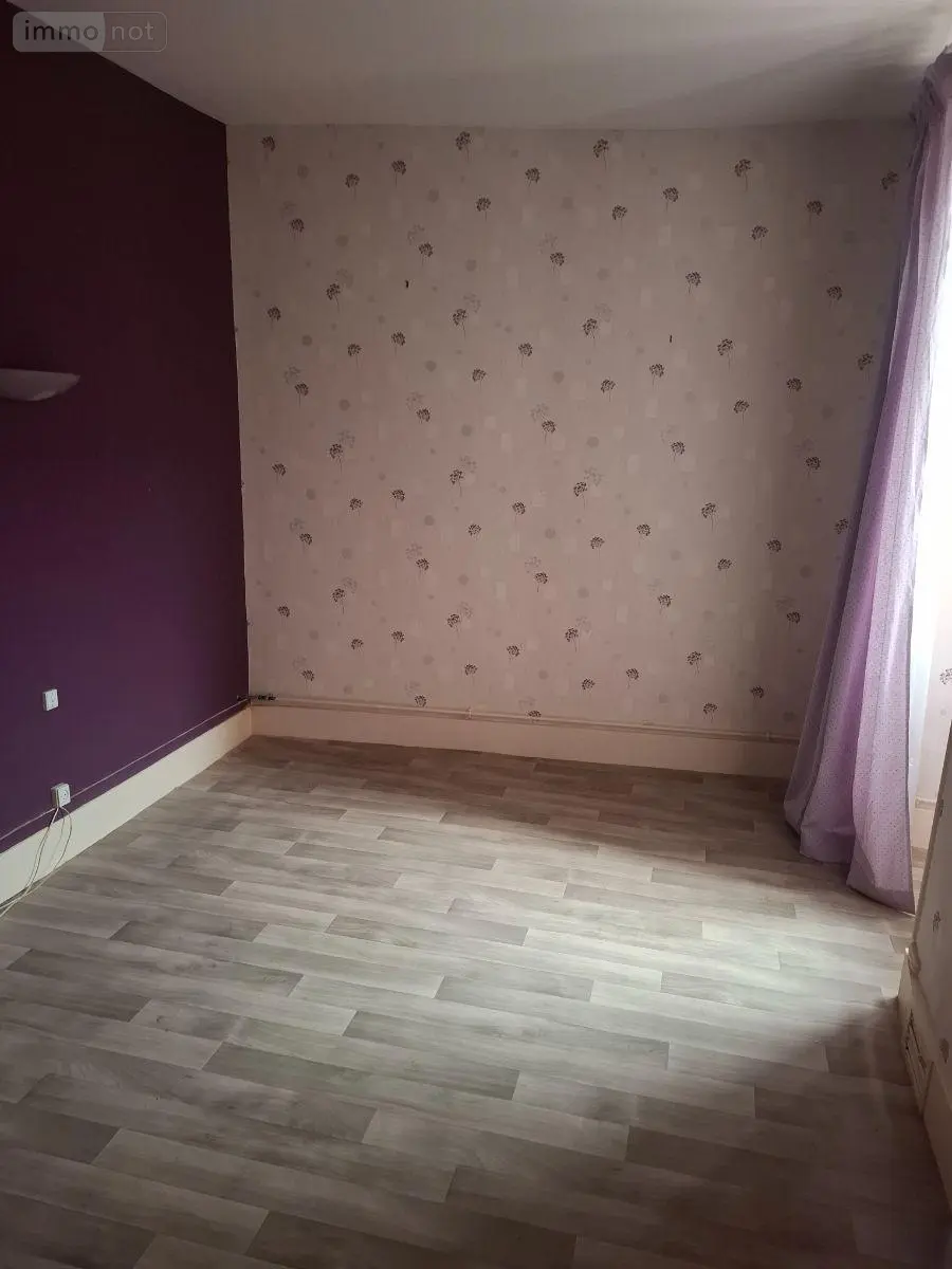 Maison a vendre Châteauneuf-sur-Cher 18190 Cher 18 137 m2 7 pièces 64500 euros 18016/2098 003