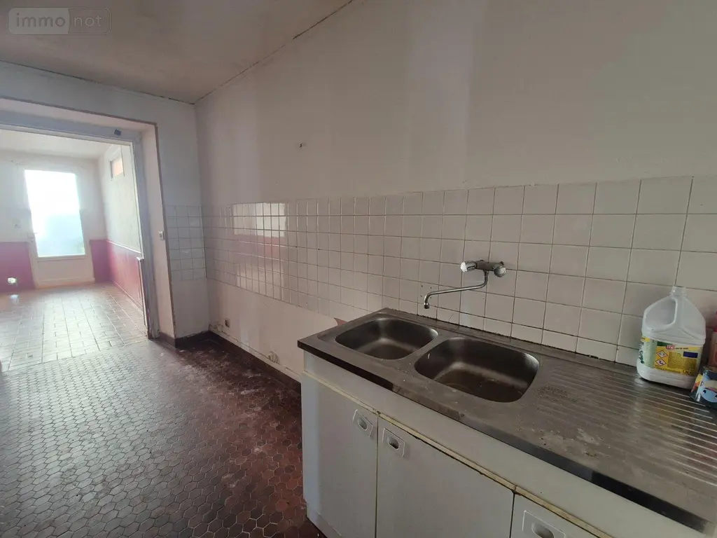 Immeuble de rapport a vendre Tessy-Bocage 50420 Manche 50 197 m2 89250 euros 26-7 005