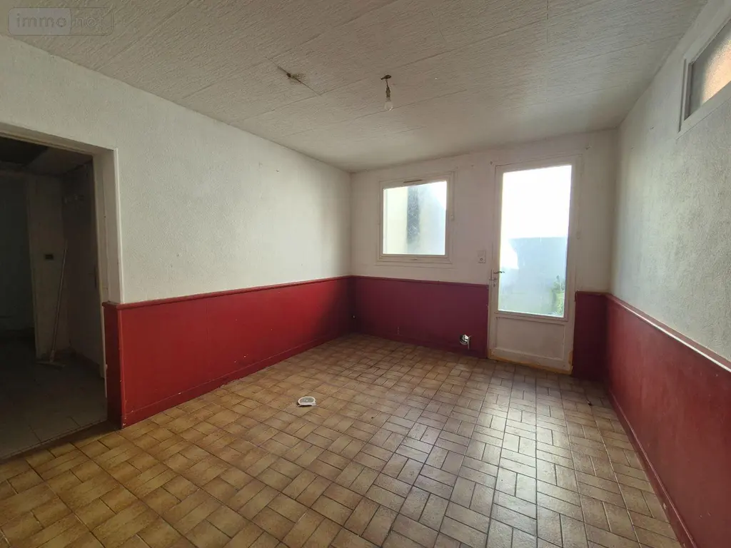 Immeuble de rapport a vendre Tessy-Bocage 50420 Manche 50 197 m2 89250 euros 26-7 006