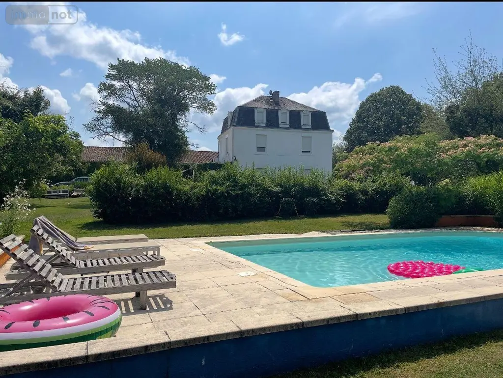 Maison a vendre Saint-Laurent-sur-Manoire 24330 Dordogne 24 205 m2 6 pièces 546000 euros 24001/VENT/643 012