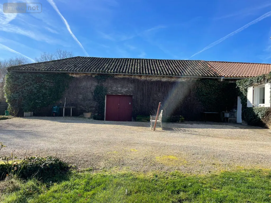 Maison a vendre Saint-Laurent-sur-Manoire 24330 Dordogne 24 205 m2 6 pièces 525000 euros 24001/VENT/643 020