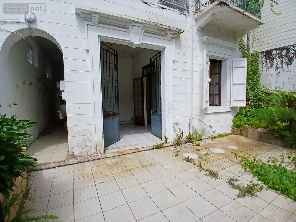 Maison a vendre Saint-Denis 97400 La Réunion 974 118 m2 5 pièces 675000 euros 97404/7 001
