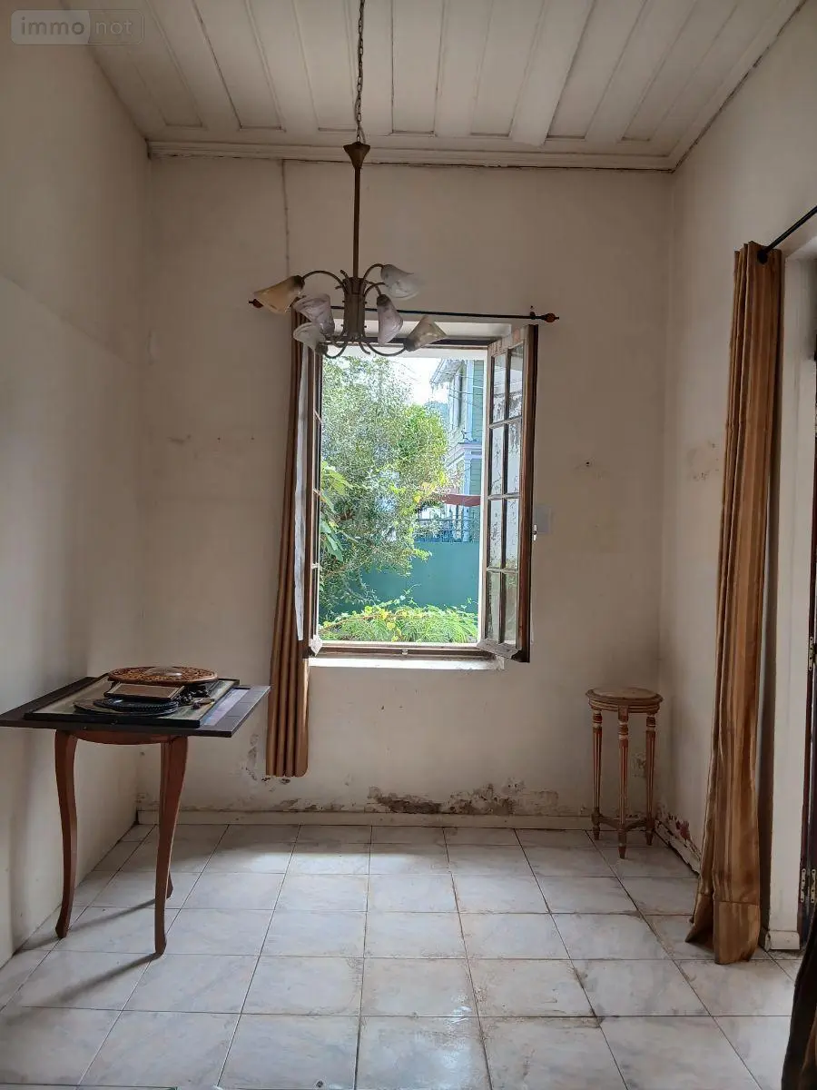 Maison a vendre Saint-Denis 97400 La Réunion 974 118 m2 5 pièces 675000 euros 97404/7 003