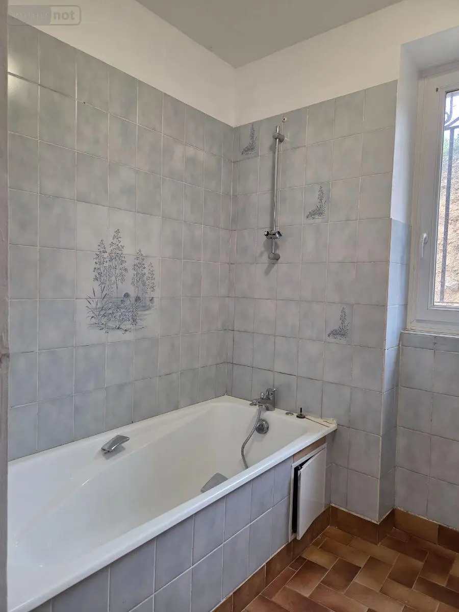 Location maison Saint-Aubin-du-Désert 53700 Mayenne 53 76 m2 6 pièces 490 euros 1384 009