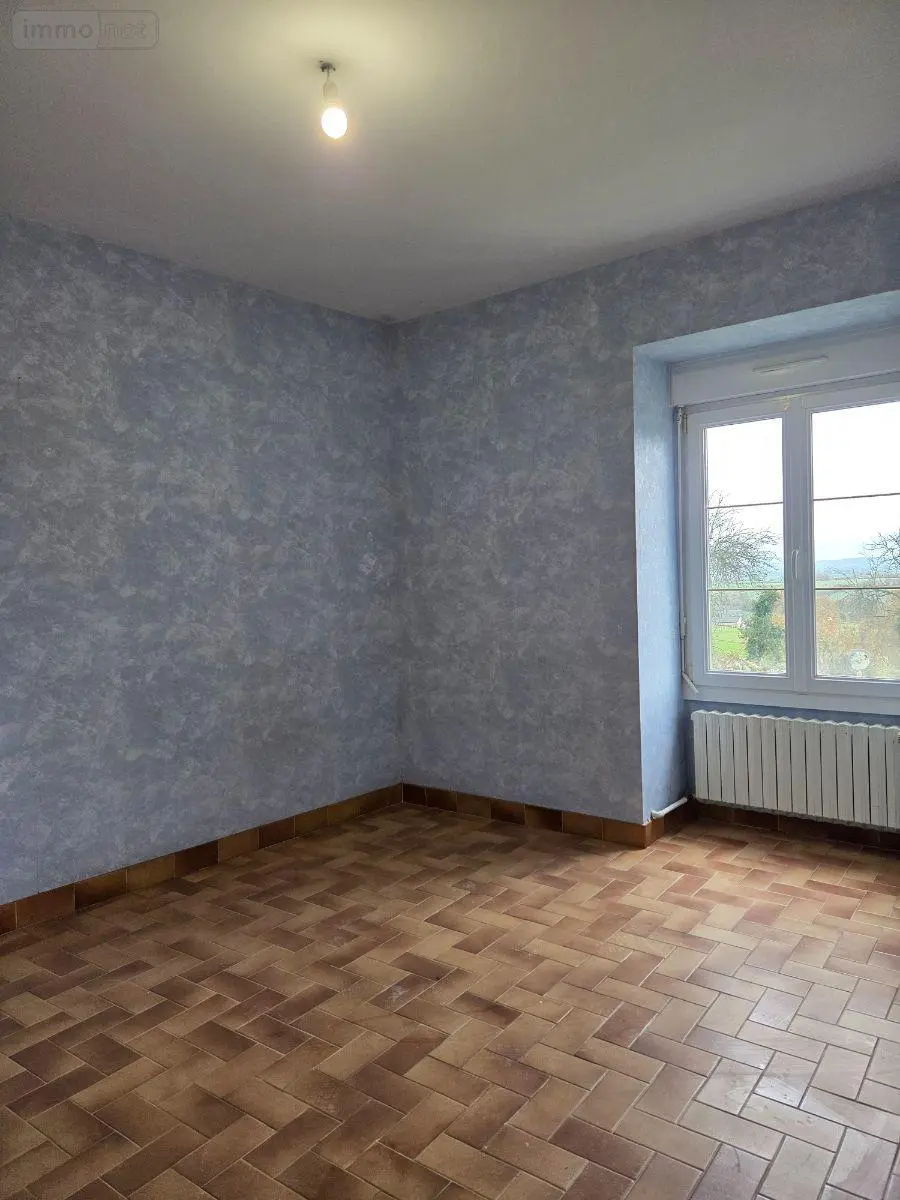 Location maison Saint-Aubin-du-Désert 53700 Mayenne 53 76 m2 6 pièces 490 euros 1384 007