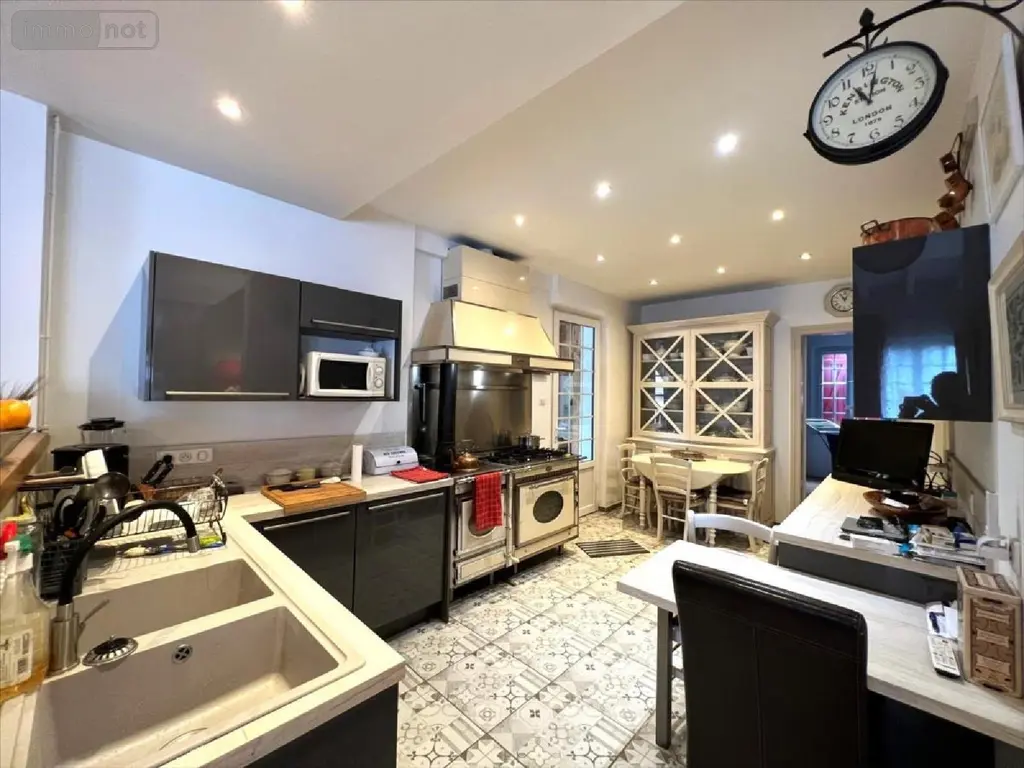 Viager maison Onesse-Laharie 40110 Landes 40 230 m2 7 pièces 165000 euros 1005013 008