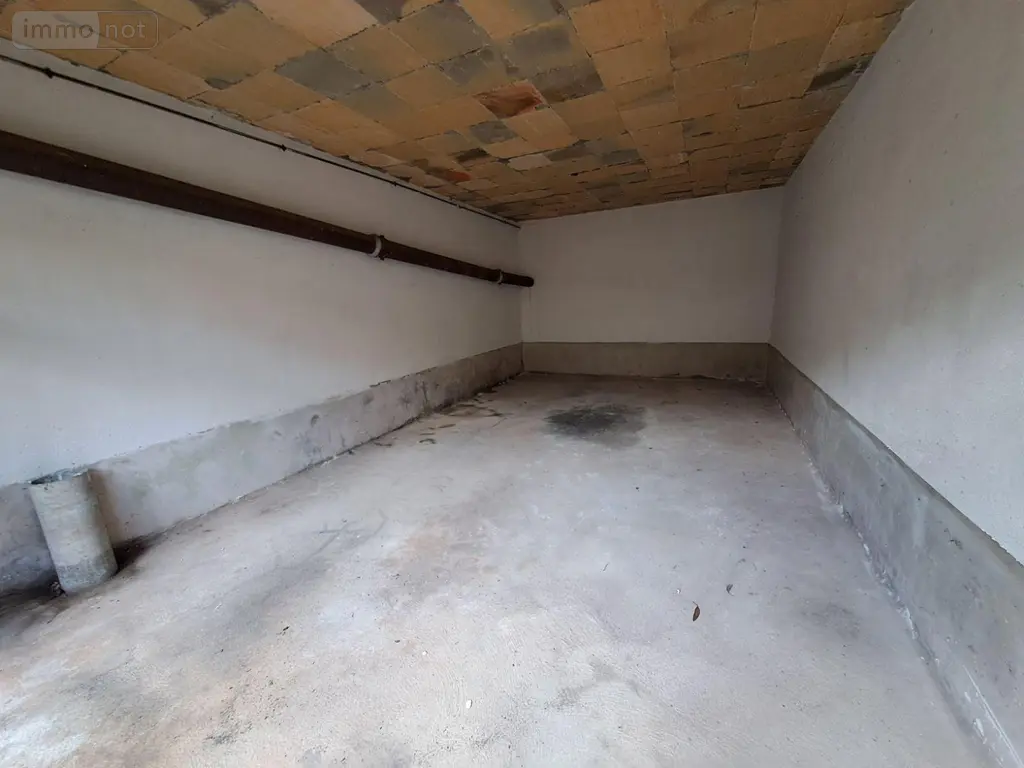 Garage et parking a vendre Quimper 29000 Finistère 29 15 m2 1 pièce 28620 euros 001/1622 004