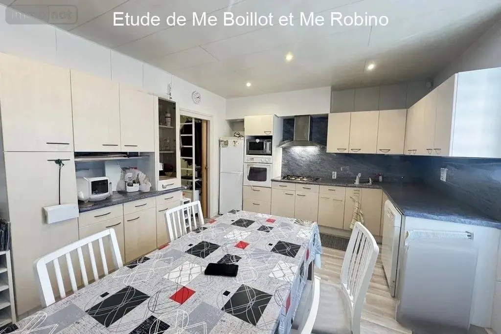 Immeuble de rapport a vendre Moëlan-sur-Mer 29350 Finistère 29 230 m2 11 pièces 395200 euros IM479 003