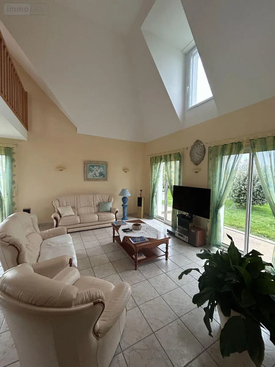 Maison a vendre Chalonnes-sur-Loire 49290 Maine-et-Loire 49 208 m2 6 pièces 635400 euros 12516/1272 006