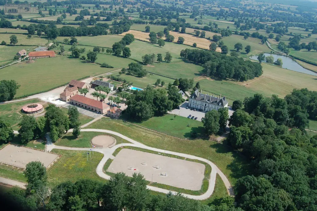 Propriete a vendre Ygrande 03160 Allier 03 968 m2 25 pièces 2625000 euros 150 013