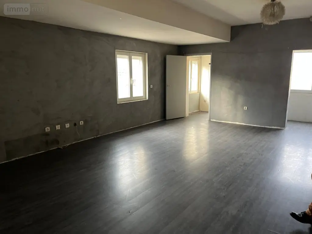 Maison a vendre Salignac 33240 Gironde 33 156 m2 130000 euros 118/1632 004
