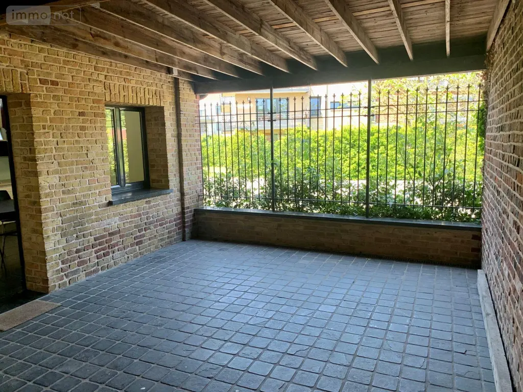 Immeuble de rapport a vendre Bailleul 59270 Nord 59 323 m2 11 pièces 621600 euros F30421 005