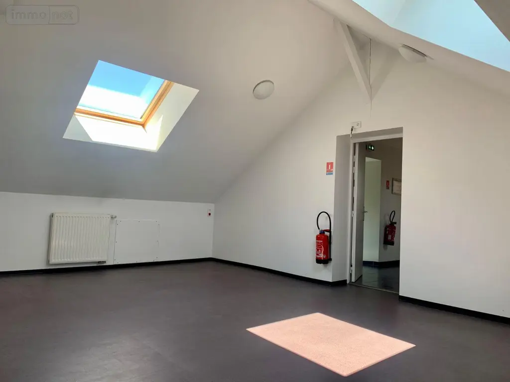 Immeuble de rapport a vendre Bailleul 59270 Nord 59 323 m2 11 pièces 621600 euros F30421 024