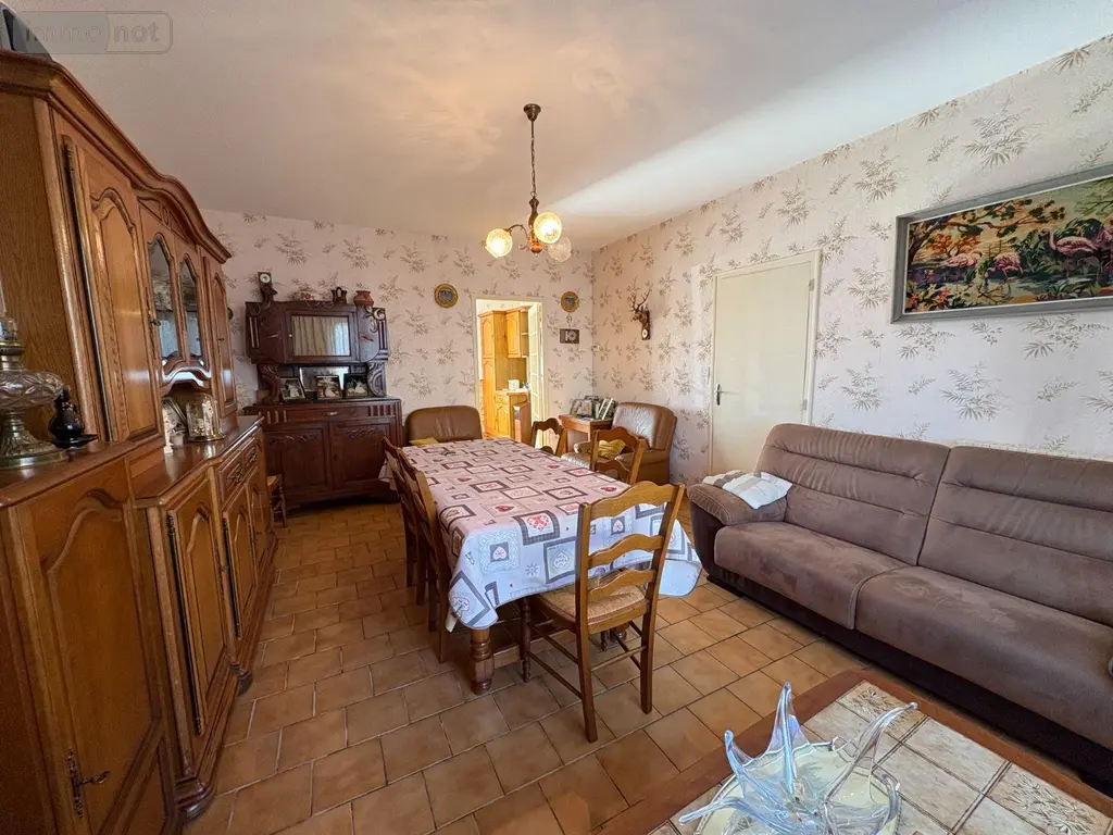 Maison a vendre Argenton-sur-Creuse 36200 Indre 36 112 m2 5 pièces 143100 euros 037/2693 002