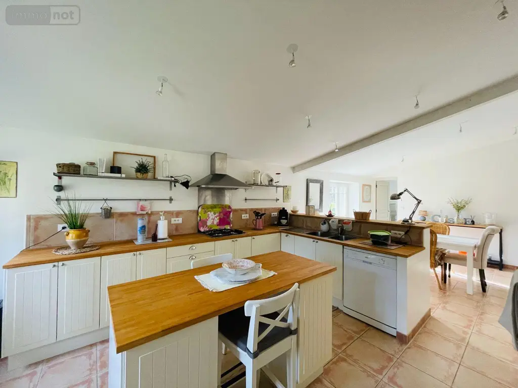 Maison a vendre Bazas 33430 Gironde 33 199 m2 5 pièces 348800 euros 33062-24 009