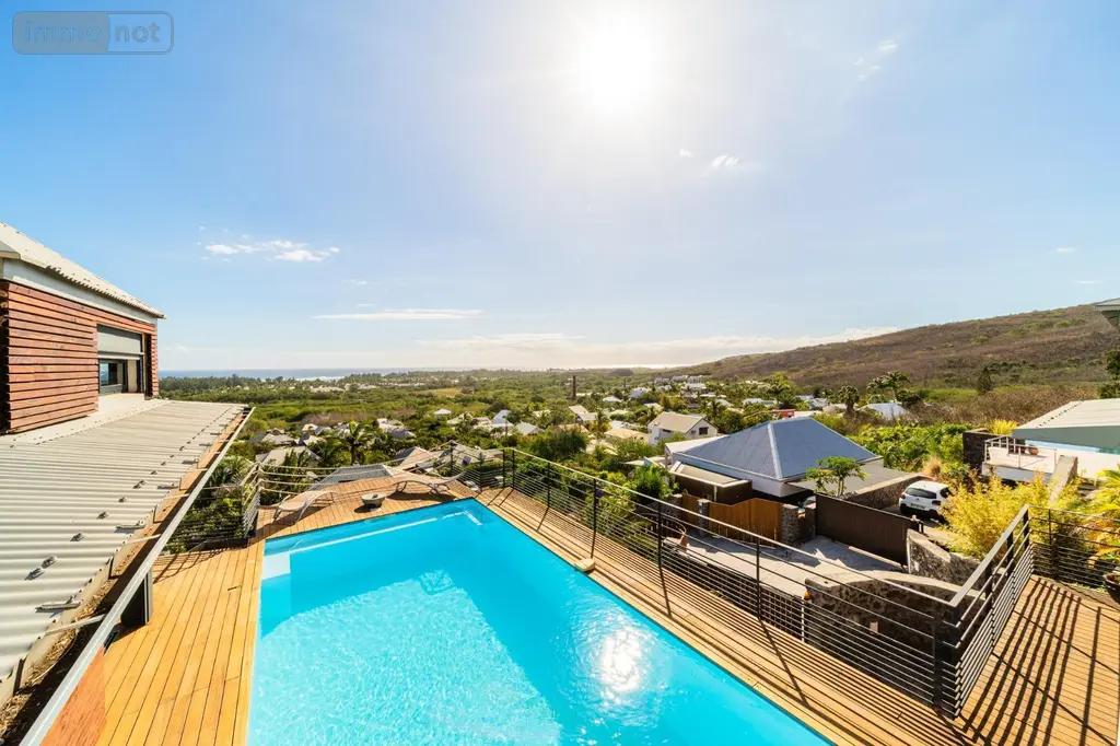 Maison a vendre Saint-Paul 97434 La Réunion 974 200 m2 5 pièces 1490000 euros MTLE 017