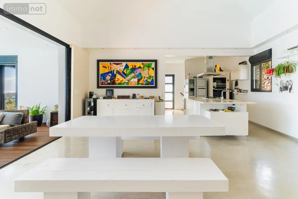 Maison a vendre Saint-Paul 97434 La Réunion 974 200 m2 5 pièces 1490000 euros MTLE 008