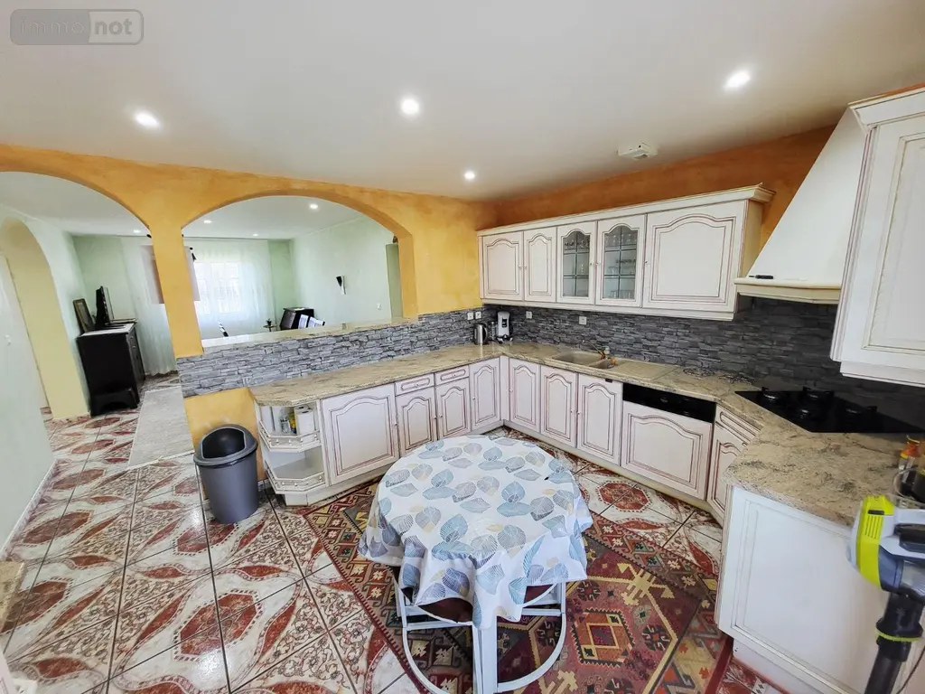 Maison a vendre Ussel 19200 Corrèze 19 132 m2 4 pièces 270000 euros UM 1308 002