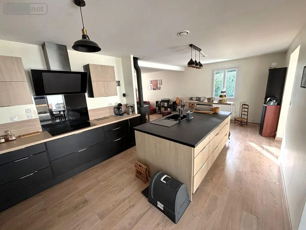Maison a vendre Bagneaux-sur-Loing 77167 Seine-et-Marne 77 245 m2 10 pièces 450000 euros 152 025