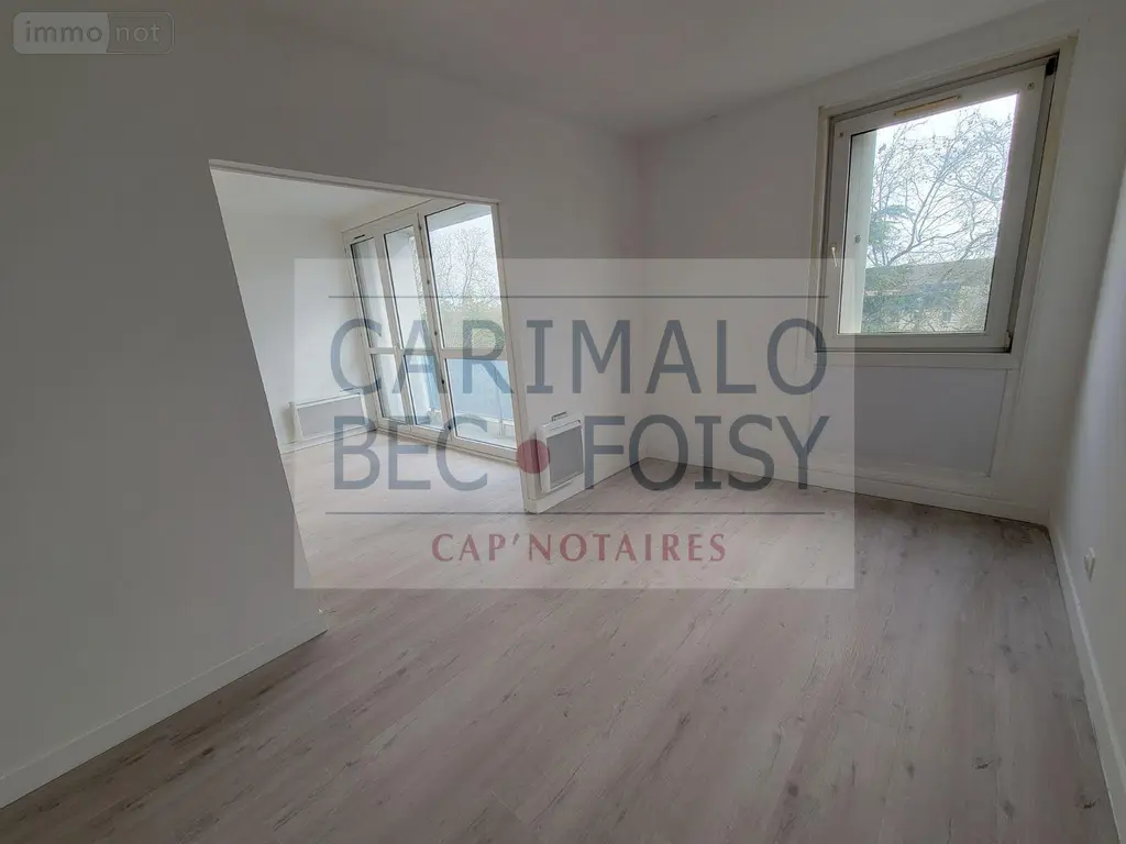 Appartement a vendre Châteaudun 28200 Eure-et-Loir 28 91 m2 4 pièces 70700 euros RC/968 006