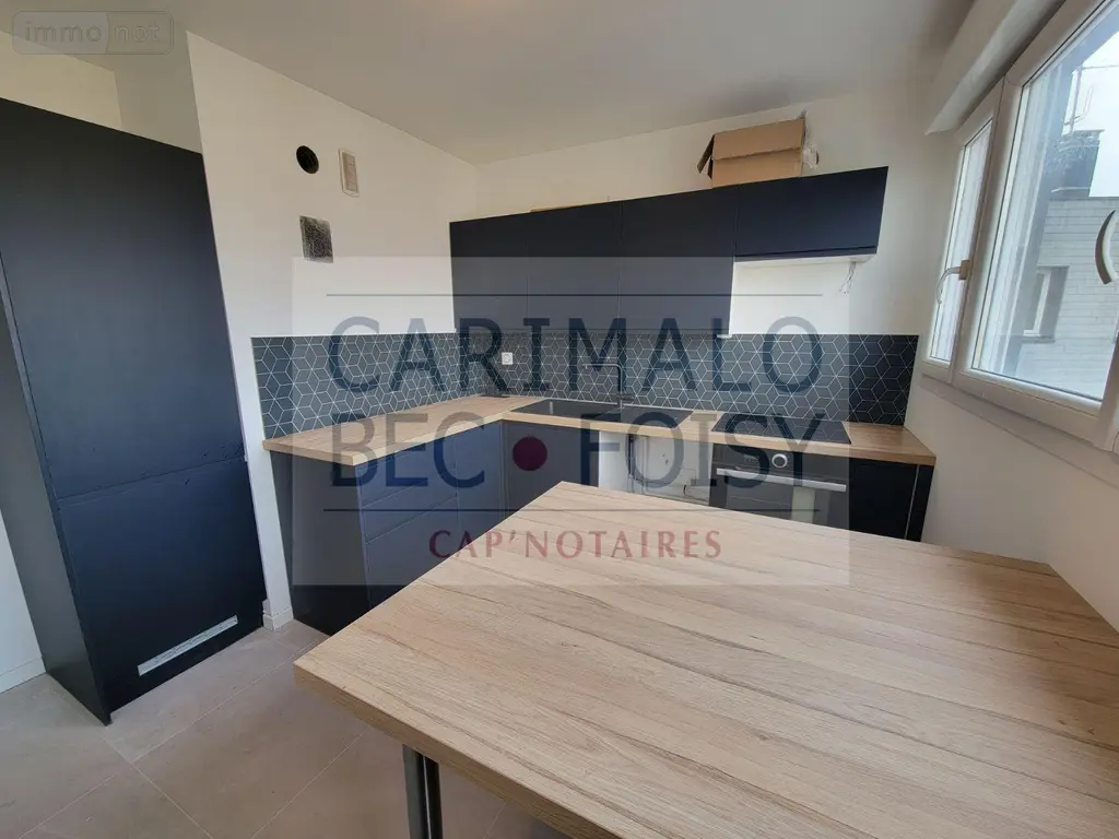 Appartement a vendre Châteaudun 28200 Eure-et-Loir 28 91 m2 4 pièces 70700 euros RC/968 001