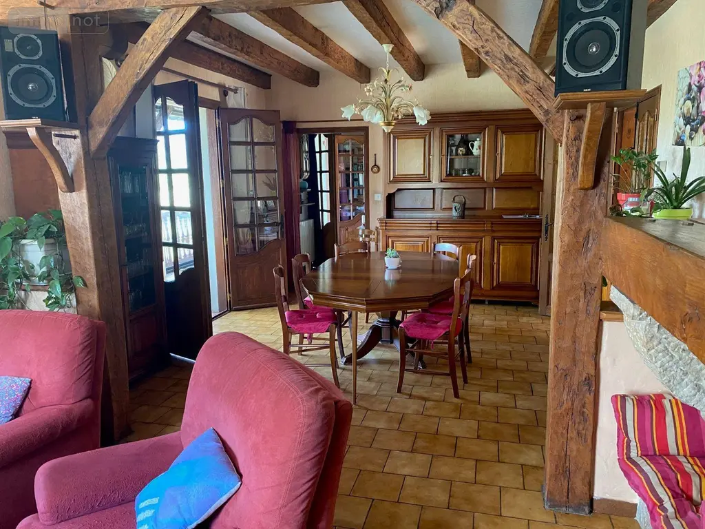 Maison a vendre Cajarc 46160 Lot 46 172 m2 6 pièces 364128 euros CA/652 012