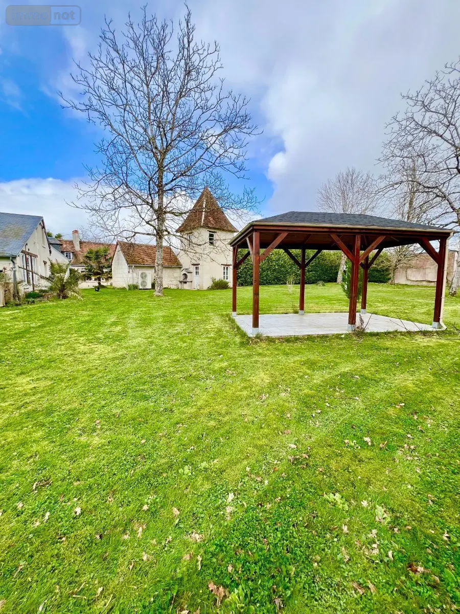 Maison a vendre Écueillé 36240 Indre 36 250 m2 10 pièces 239500 euros 016/449 003