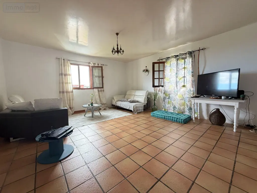 Maison a vendre Les Trois-Bassins 97426 La Réunion 974 158 m2 8 pièces 410000 euros 97405/259 021