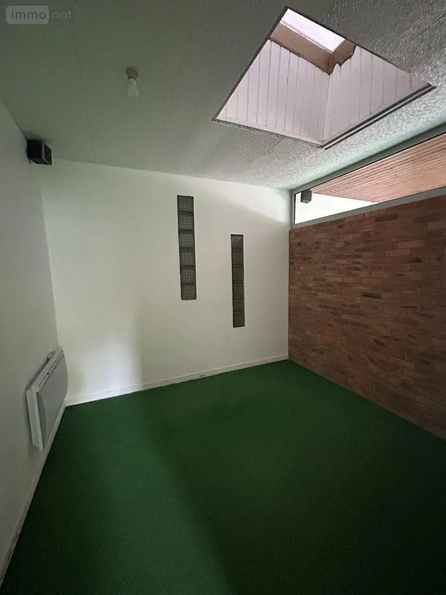 Location fonds et murs commerciaux Boos 76520 Seine-Maritime 76 108 m2 5 pièces 1450 euros 014/988 005