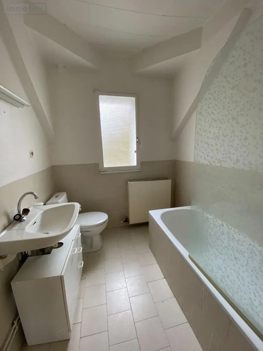 Divers a vendre Buzançais 36500 Indre 36 275 m2 8 pièces 96600 euros 1052125 020