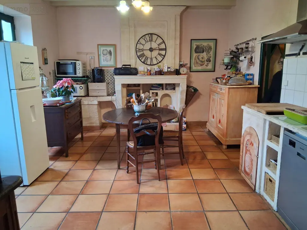 Maison a vendre Berson 33390 Gironde 33 335 m2 8 pièces 219500 euros 33082/371-372 002