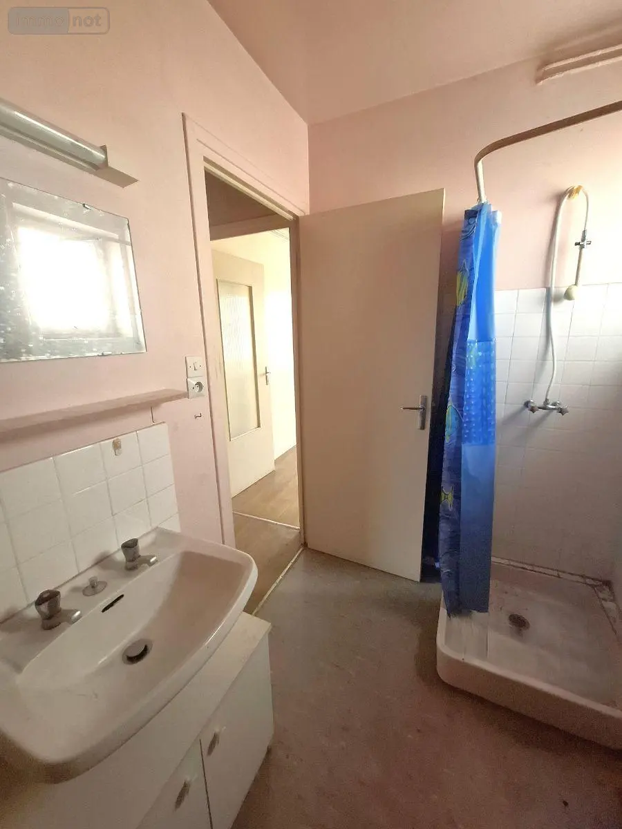 Maison a vendre Issoire 63500 Puy-de-Dôme 63 95 m2 8 pièces 144500 euros 2026-73-2026070 004