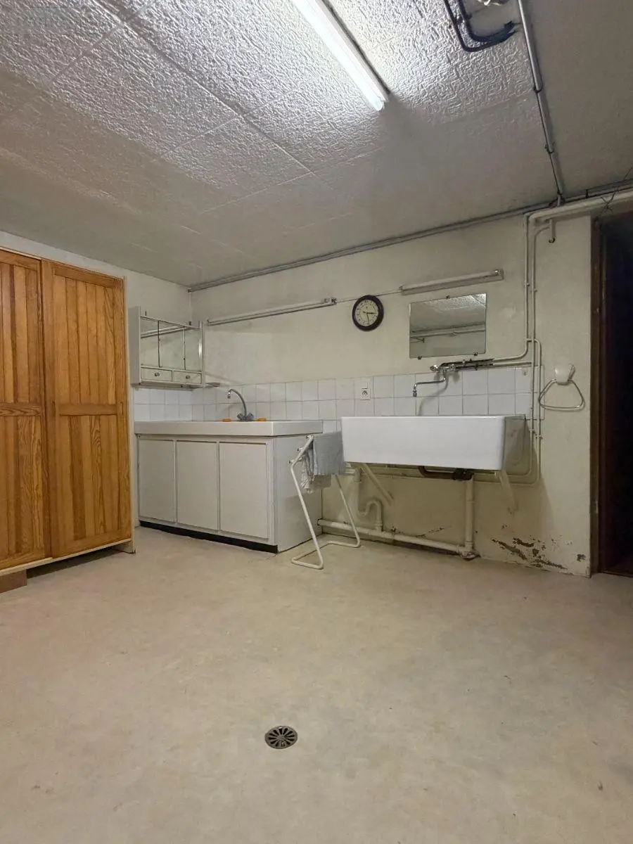 Maison a vendre Davayé 71960 Saône-et-Loire 71 192 m2 8 pièces 395200 euros MA 686 022