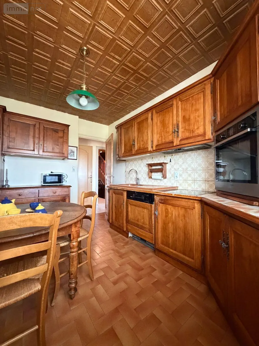 Maison a vendre Davayé 71960 Saône-et-Loire 71 192 m2 8 pièces 395200 euros MA 686 006