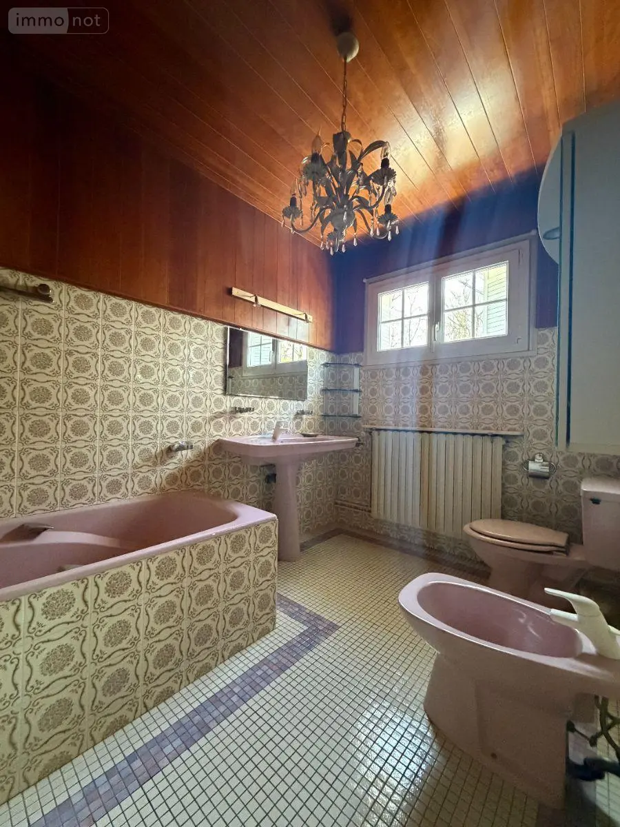 Maison a vendre Davayé 71960 Saône-et-Loire 71 192 m2 8 pièces 395200 euros MA 686 018