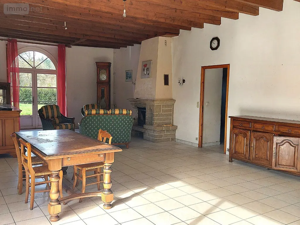 Propriete a vendre Combourg 35270 Ille-et-Vilaine 35 172 m2 5 pièces 468000 euros 091-835 007