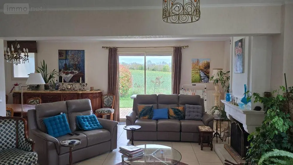 Maison a vendre Brioux-sur-Boutonne 79170 Deux-Sèvres 79 173 m2 6 pièces 204000 euros 13500 006