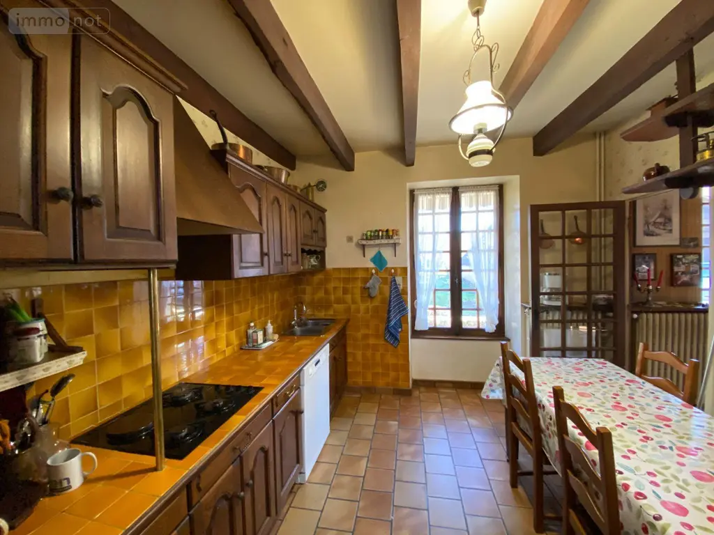 Maison a vendre Arpajon-sur-Cère 15130 Cantal 15 212 m2 8 pièces 318000 euros 15061-46 004