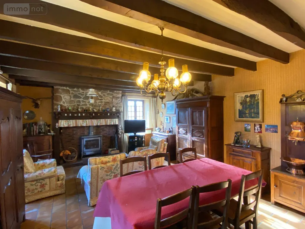 Maison a vendre Arpajon-sur-Cère 15130 Cantal 15 212 m2 8 pièces 318000 euros 15061-46 002