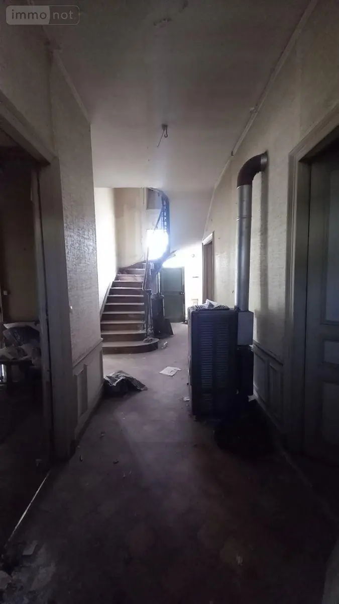 Immeuble de rapport a vendre Murat 15300 Cantal 15 450 m2 106000 euros FG/2498 005
